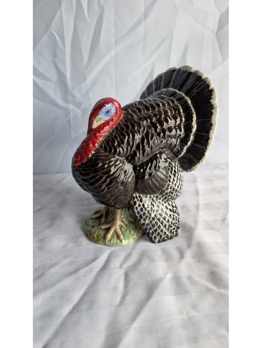 Beswick Turkey Model No. 1957 England Vintage Porcelain Figurine Decor